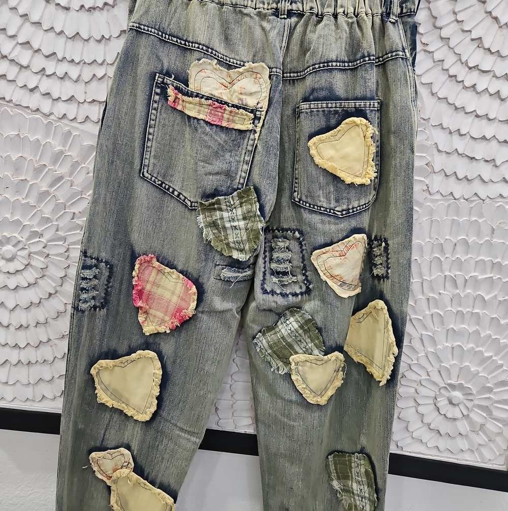 Boho Heart Patch Relaxed Women’s Jeans - Cream/Denim - Picture 5 of 7